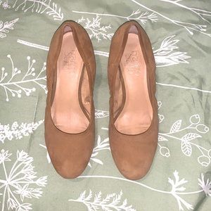 Franco Sarto — Tan Suede Hartford Low Block-Heeled Pumps — Size 6